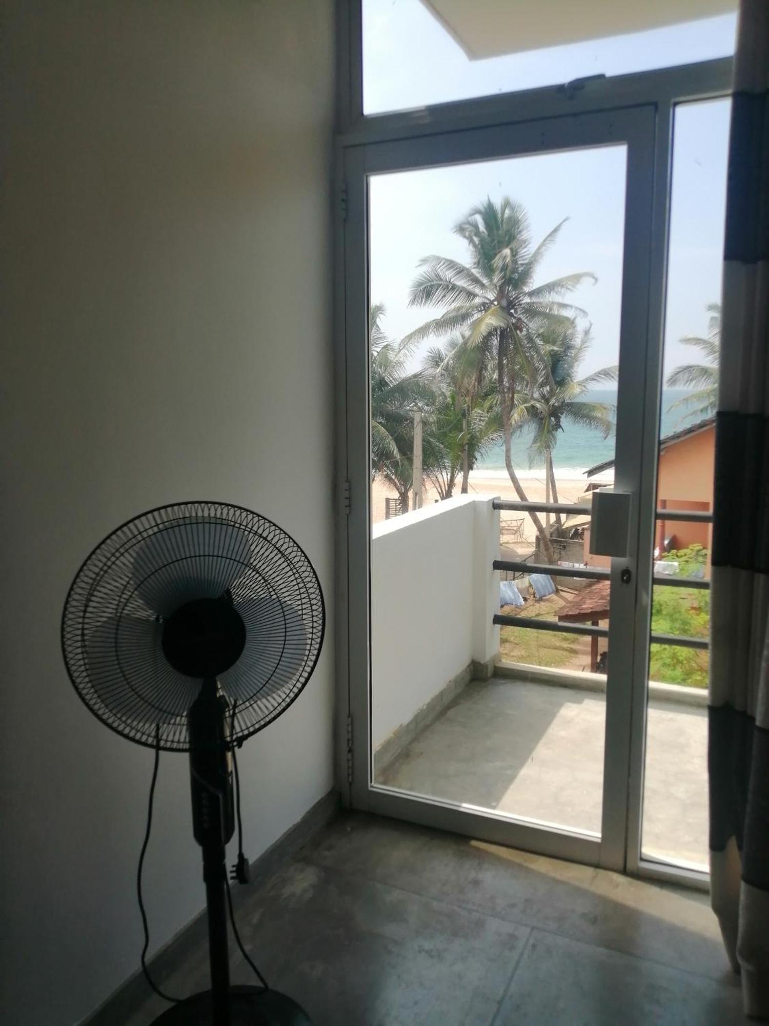 Sena Home Ambalangoda  Rum bild